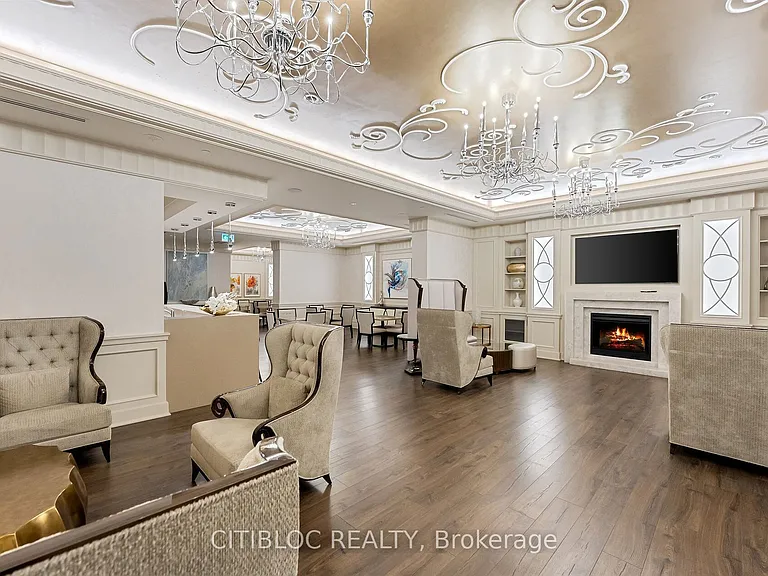 9085 Jane St #Penthouse 3 — Photo 27