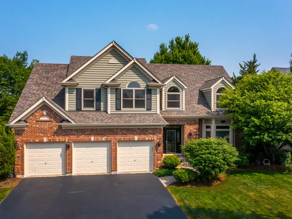2576 Bangert Ln, Naperville, IL 60564