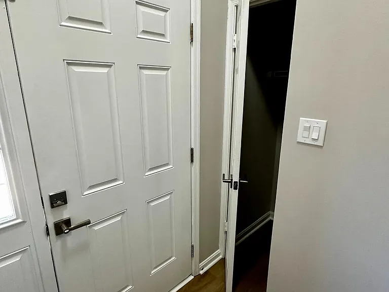 404 Cabin Ct — Photo 8