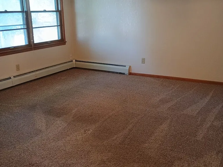 23 E Bloomer St #22 — Photo 2