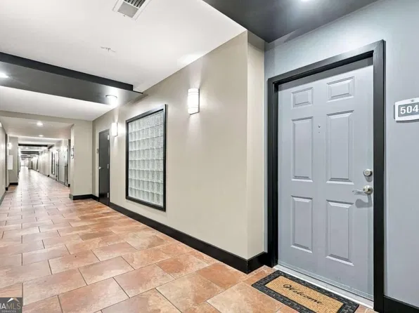 390 17th St NW Unit 5042, Atlanta, GA 30363