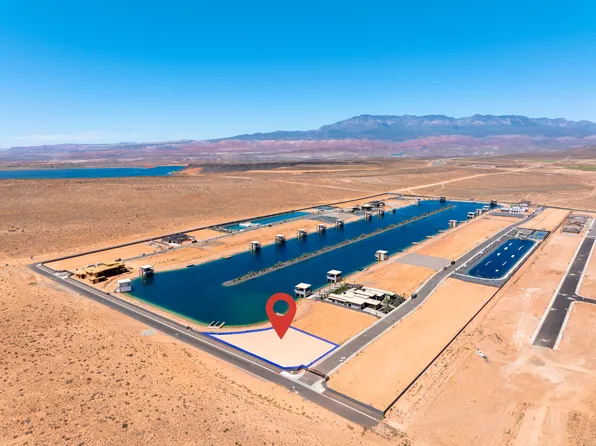 S Wake St, Hurricane, UT 84737