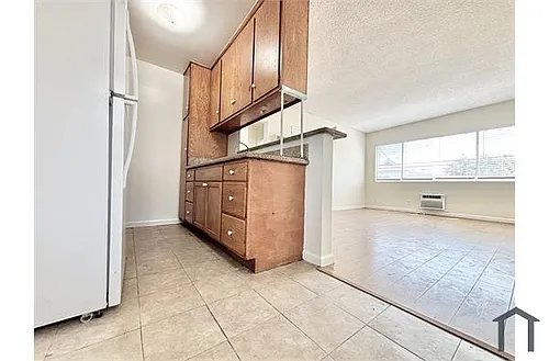 1656 Arlington Ave #A Photo 1