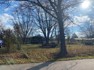 21874 Chestnut Ridge Rd, Farmington, MO 63640