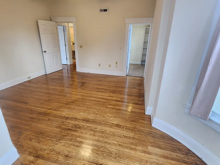 2104 Slane Ave #1 — Photo 3