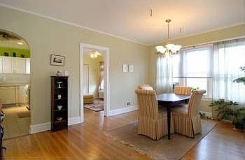 5th image of 3133 W Leland Ave
