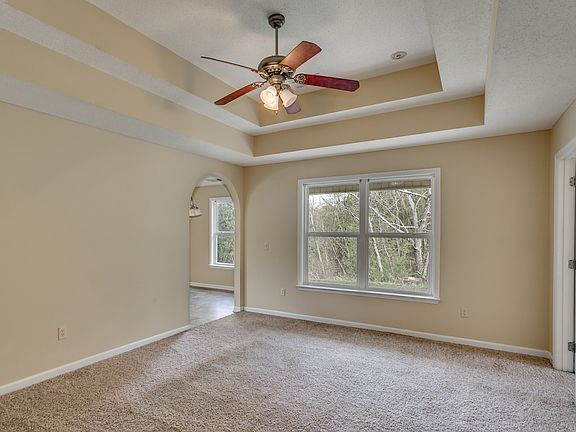 2nd image of 10934 Griffin Dr