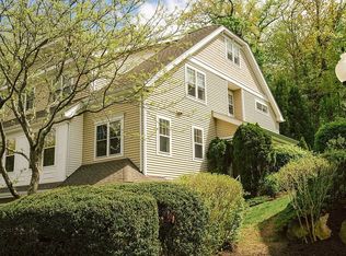 43 Briarbrook Dr, Briarcliff Manor, NY 10510
