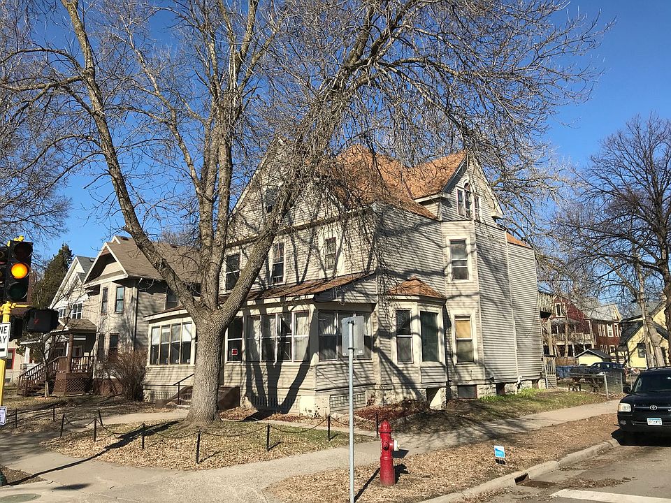 1st image of 1600 Emerson Ave N #2