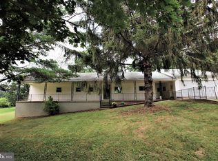 21127 Mount Aetna Rd, Hagerstown, MD 21742