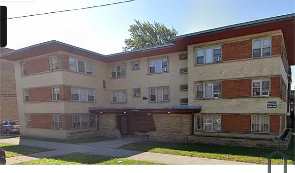 8001 S Hermitage Ave #1 — Photo 1
