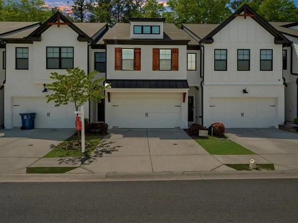 125 Auburn Gate Ln, Auburn, GA 30011