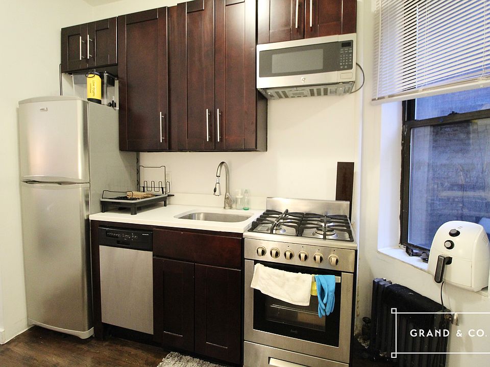 1st image of 120 Mac Dougal St #7