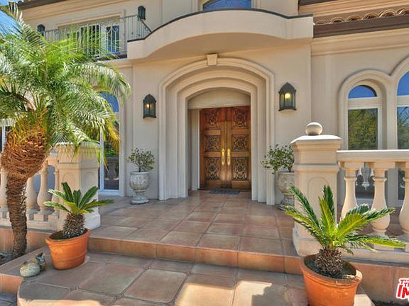 3rd image of 11342 W Sunset Blvd
