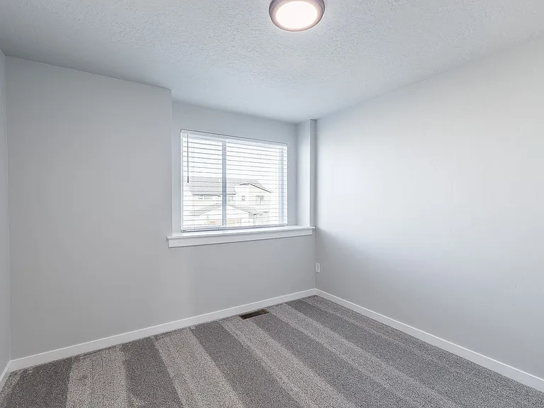 2640 N Silver Wolf Ave — Photo 47