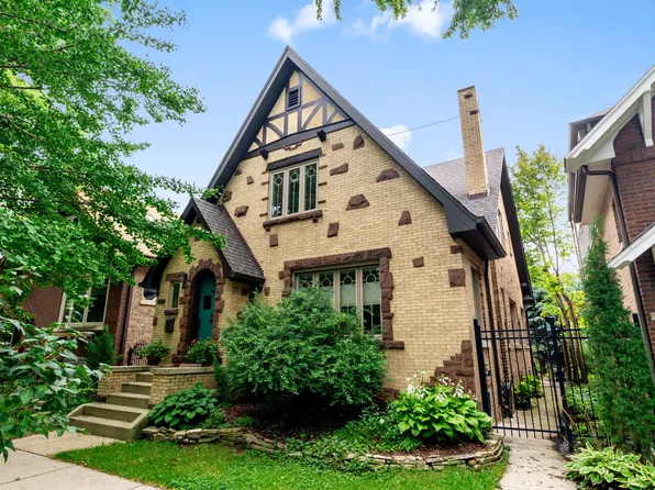 4949 N Kostner Ave, Chicago, IL 60630