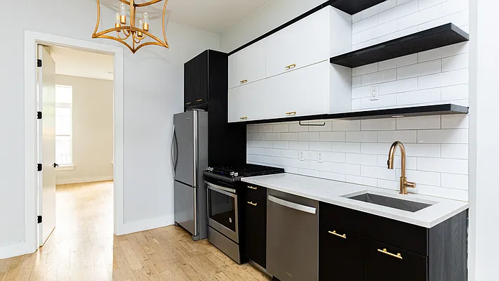 Rented by Nooklyn NYC LLC | media 11