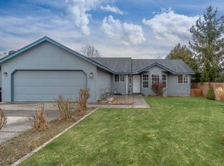2033 SW 30th St, Redmond, OR 97756