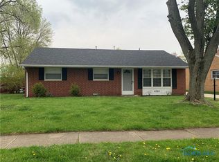 6725 Lincoln Green Rd, Holland, OH 43528
