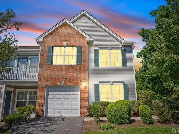 501 Somerset Ct, Princeton, NJ 08540
