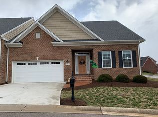 8529 Whistling Straits Dr, Radford, VA 24141