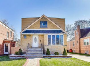 7407 W Main St, Niles, IL 60714
