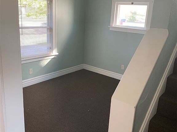 5th image of 8322 Bancroft Ave