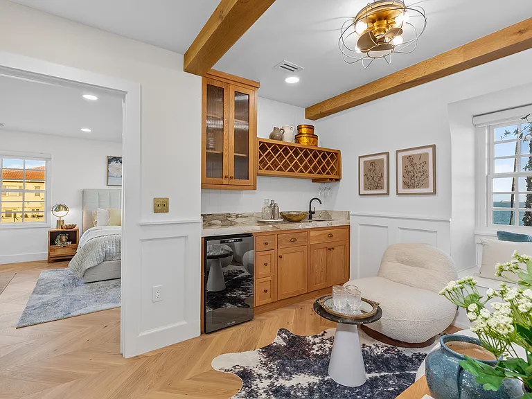 3335 E Ocean Blvd — Photo 63