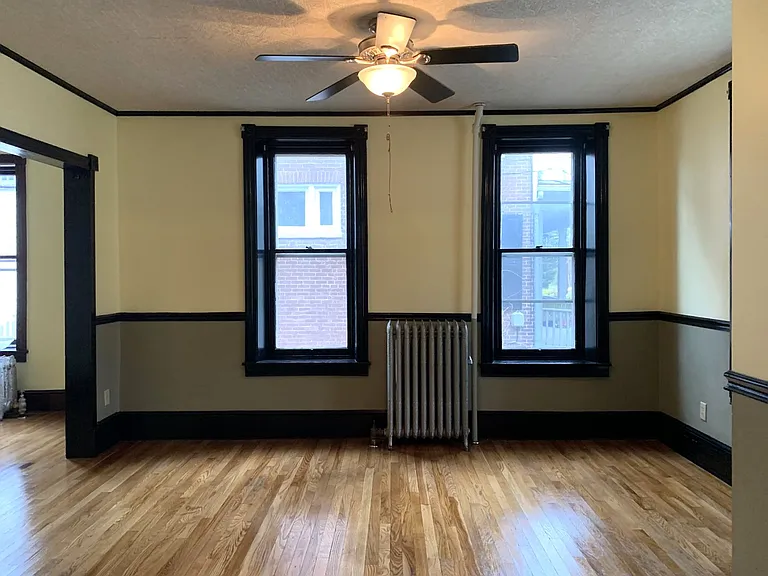 218 N Prince St — Photo 17