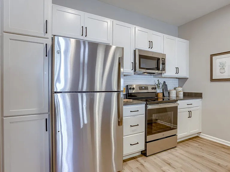 Jacob - 1 Bed / 1 Bath - 759 Sq.Ft.