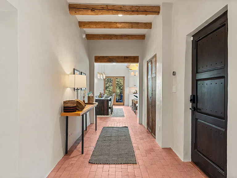 1615 Camino De Cruz Blanca — Photo 14