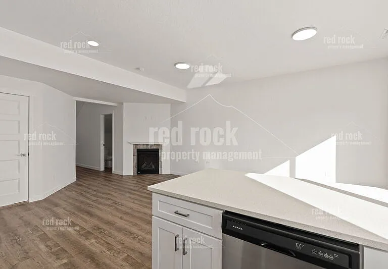 12625 E Main Ave #8-B102 — Photo 9