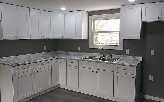 2nd image of 421 Dellwood Ave