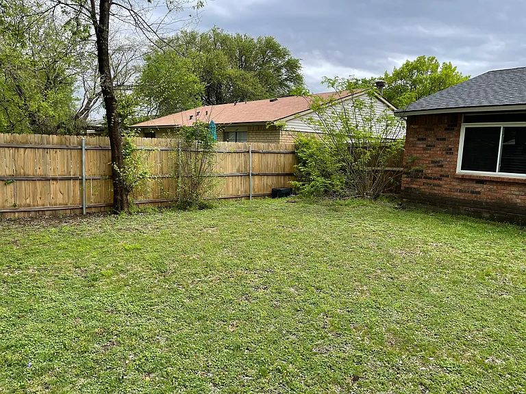 7309 Ashcrest Ln — Photo 30