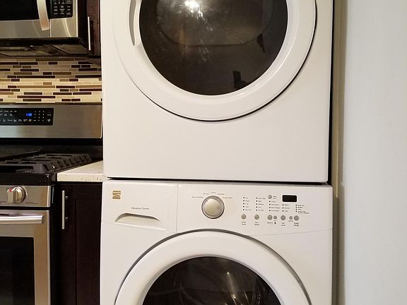 4th image of 1642 Lombard St APT 2