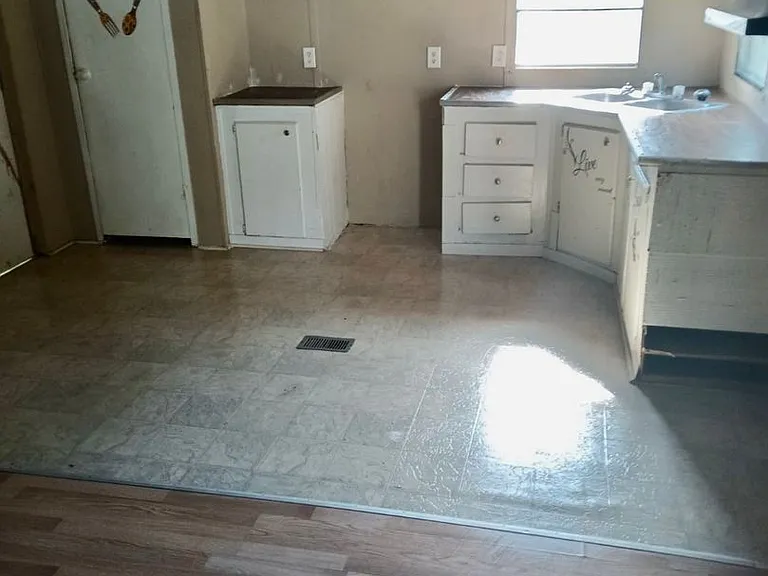 102 Holly Vista Ln — Photo 8