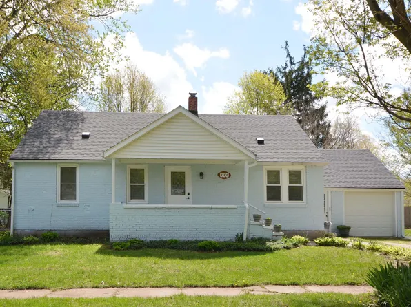 220 E James St, Lawrence, MI 49064