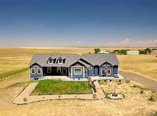 59405 E Commanche Way, Strasburg, CO 80136