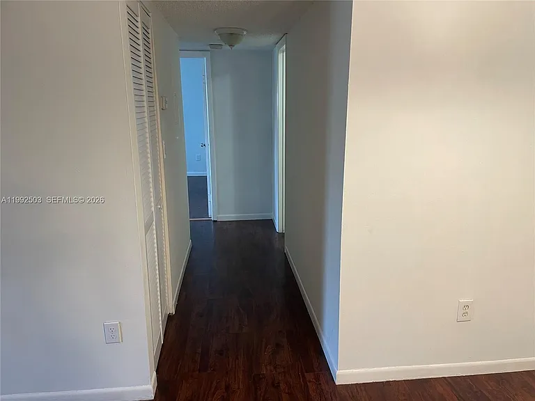 819 NE 199th St #6-205 — Photo 11