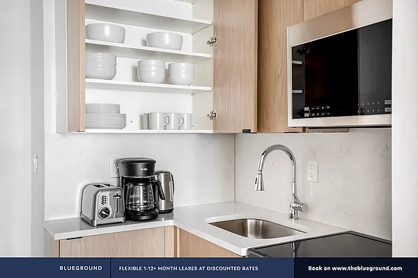 Rented by The Blueground | media 23