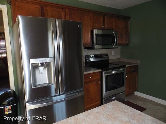 3rd image of 135 Belmont Dr
