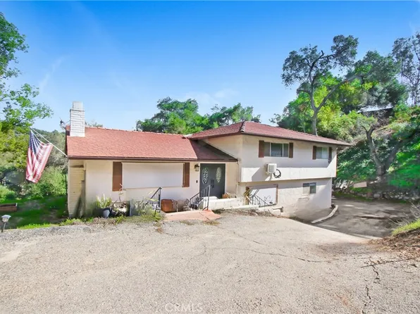 2536 Valerie Dr, Fallbrook, CA 92028