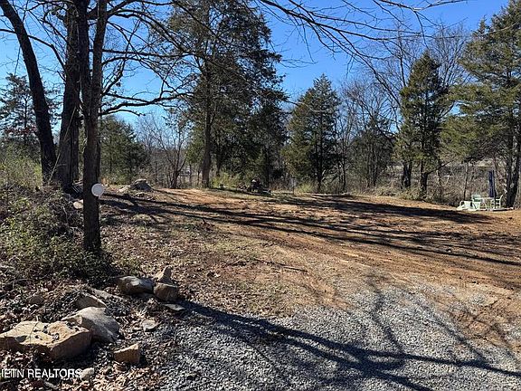 4th image of W Union Valley Rd