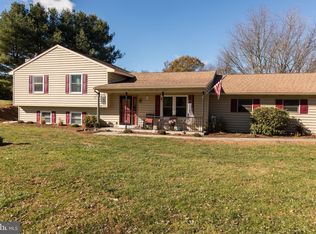 1258 Amosite Rd, Bainbridge, PA 17502