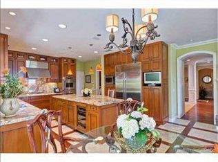 734 W Bluff Dr, Encinitas, CA 92024