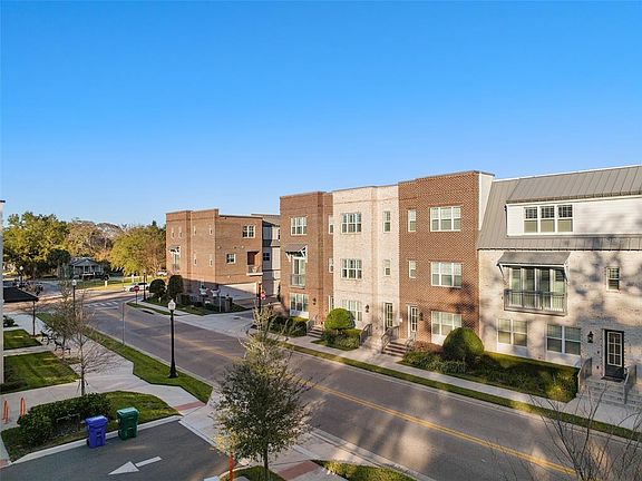 2nd image of 129 S PARK AVENUE #8E