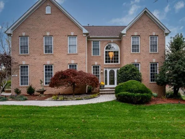 8628 Glen Hannah Ct, Windsor Mill, MD 21244