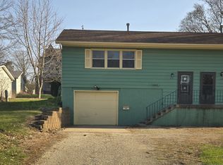 505 E 5th St, Tipton, IA 52772
