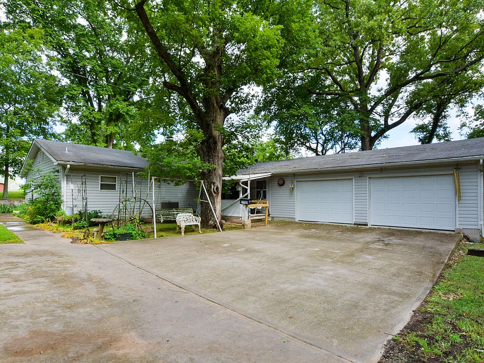 1st image of 27722 Farm Road 1200
