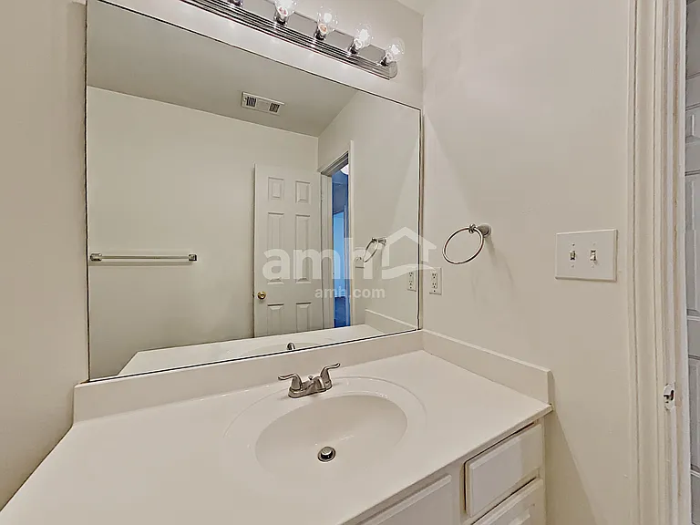 5950 Hickory Springs Dr — Photo 10